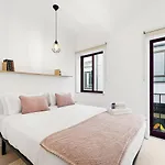 Artistas House Apartamento