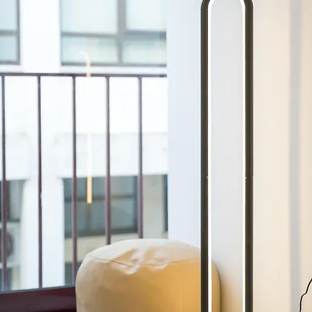 Artistas House אבאירו