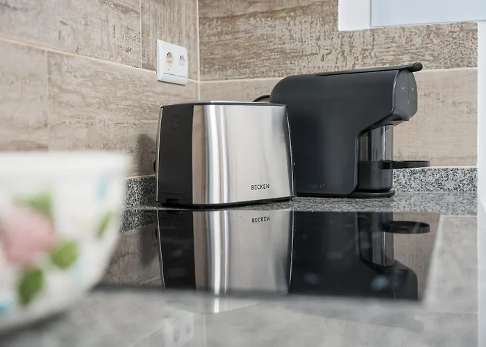 Artistas House * אבאירו